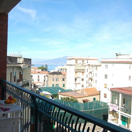 La Reginella Apartment Sorrent Exterior foto